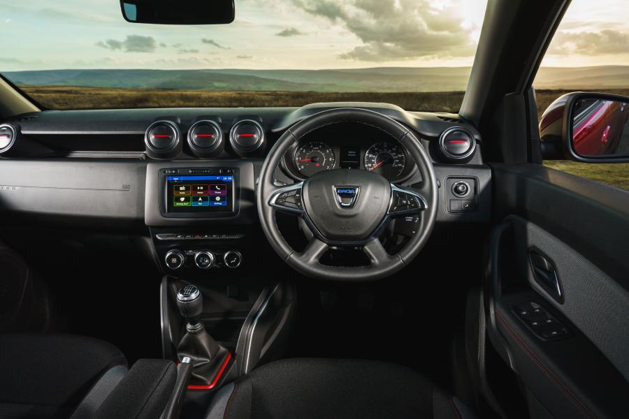 Торпедо Dacia Duster Techroad 2019 года  (UK) (фото 32 из 40)